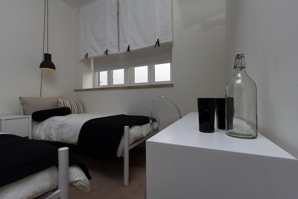 Turismo Do Seculo Ξενοδοχείο Εστορίλ Δωμάτιο φωτογραφία A bedroom